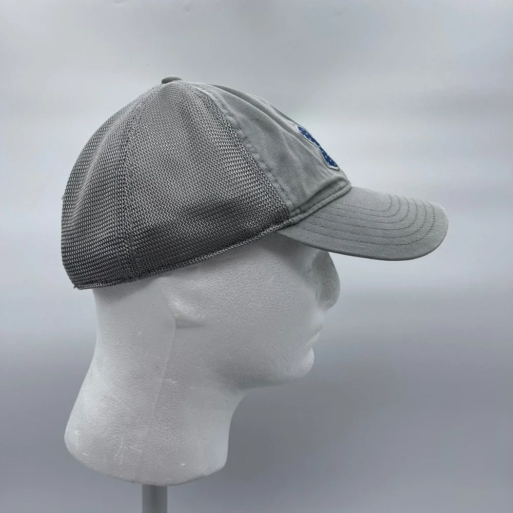 Under Armour 1254276 Mens OSFA Grey Trucker Hat American Flag Logo Snapback Cap